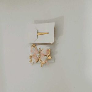 butterfly hair clip