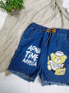 DENIM SHORTS