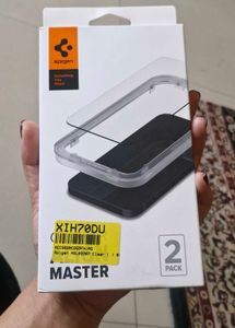 Spigen Align Master