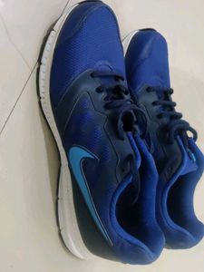 Never Worn Nike Shoes