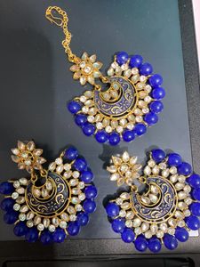 Earrings With Tika