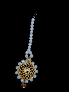 Elegant Pearl &amp; Crystal Maang Tikka