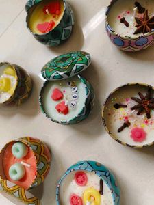 Combo Of 7 Handmade Decorative Scented Tin Candles