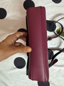 New Armani Exchange Crossbody ( Check Flaw)
