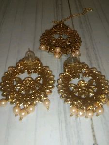 Earring With Tika