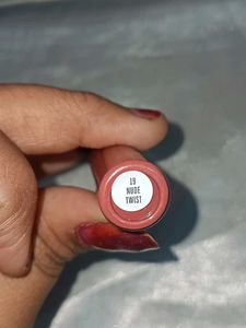 Lakme Forever Matte Liquid Lip Color