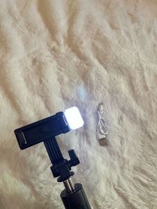 New Selfie Stick - R1S