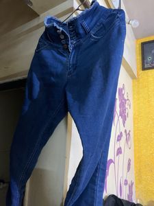 Blue Fitted Jeans