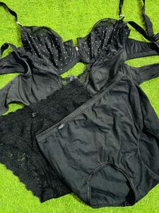 38 D Bra With Xl Size Pantie