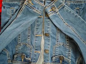 Denim Jacket - Stylish &amp; Versatile