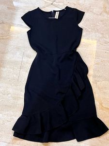 Elegant Korean Black Ruffle Dress