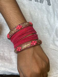 Velvet Pink Bangle Set 🩷