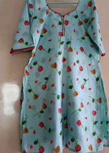 Slit Top ( Sky Blue)