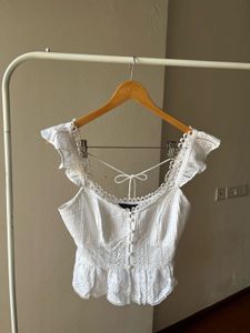 NEW LOOK Broderie White Tops
