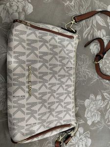 Michael Kors Crossbody Bag