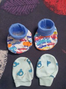 Baby Mittens &amp; Booties