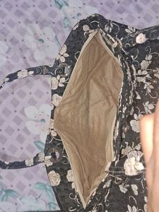 Black White Flora Handbag