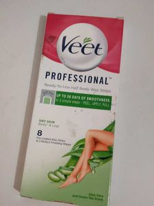 Tinkle Eyebrow Razor + Veet Wax Strips Combo | Per