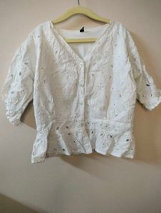 ZARA Chikenkari Crop Top