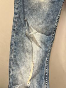 Women Distressed Jeans