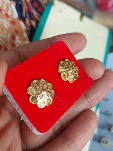 Gold Flower Earrings