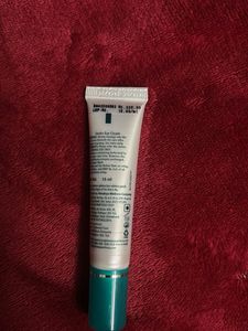 Himalaya Under Eye Cream