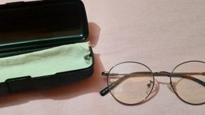 Grey Metal Round Glasses