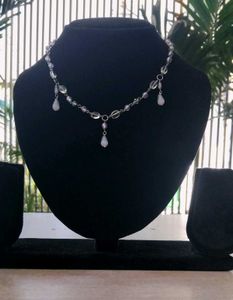 Elegant Beaded Necklace