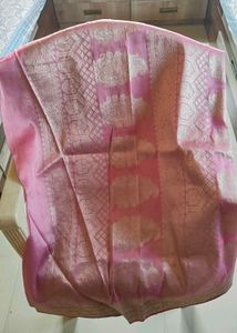 zari saree with beautiful pallu