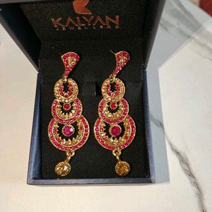 Elegant Golden Magenta Earrings