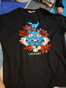 Leotude Graphic Tee