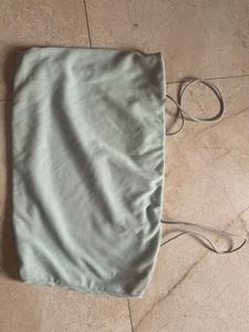 sleeveless crop tank top