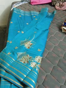 Saree Without Blouse