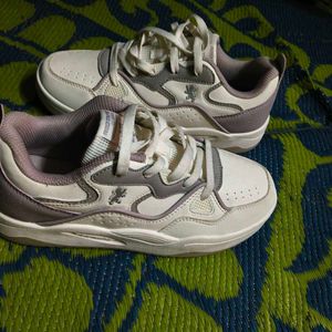 Red Tape Classic Sneakers