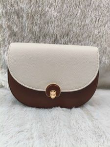Chic Crossbody Bag