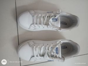 Woodland White Sneakers - Size 7