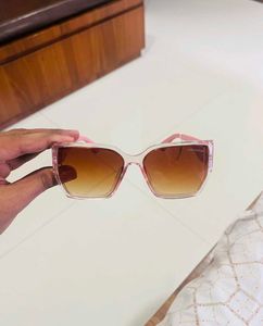 Lv Premium Sunglasses Brand New With Tag