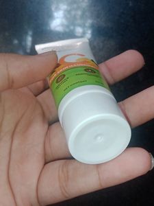 Mama earth Vitamin C Facewash