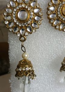 Kundan Earring One Dimond Missing