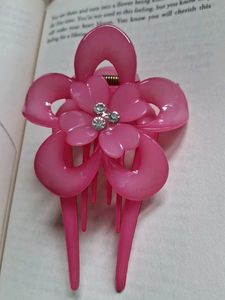 Pink Floral Hair Clips - Y2K Style 💖