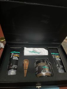 mCaffeine Skincare Gift Set