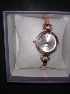 Dhubi Watch
