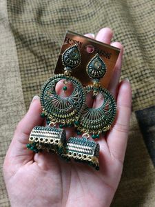 Earings