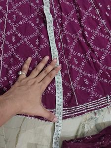 Elegant Purple Embroidered Kurta Set
