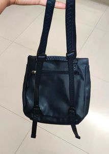 Baggit Backpack 🎒👾