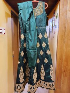 New Xl Heavy Full Gown Set