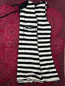 Black And White Stripted Top