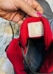 🇺🇸 Nike Imported Low-Top Sneakers