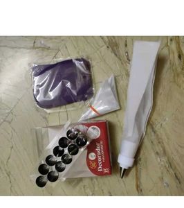 Cake Decorating Kit