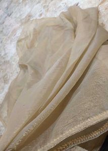 Elegant gold crush saree
